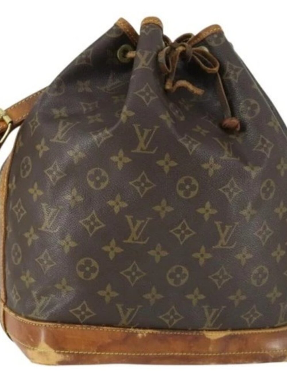 LOUIS VUITTON Monogram Noe Shoulder Bag